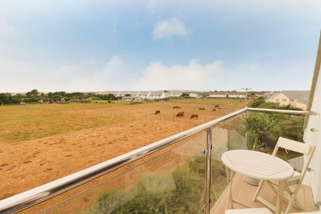 Modern Holiday Home Central St Merryn 外观 照片